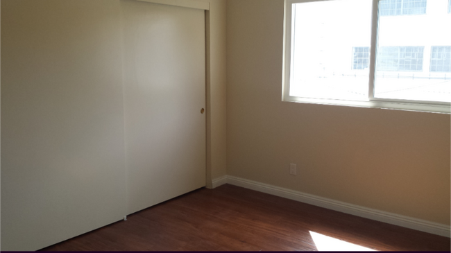 Building Photo - 2228 Garnet Ave