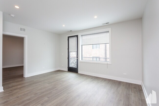 Building Photo - 2111 S Halsted St