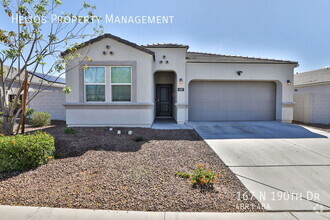 Building Photo - 167 N 190th Dr