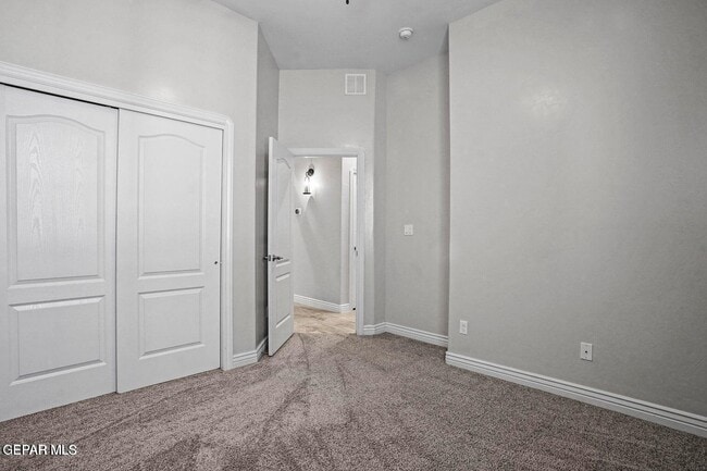 Building Photo - 12344 Desert Hawk Ave