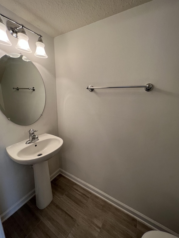 Building Photo - 8087 Summer Cove Ct