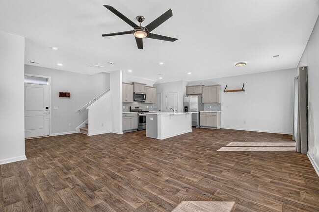 Building Photo - 123 Sweet Cherry Ln