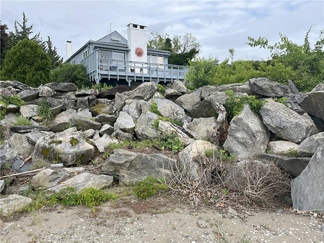 Building Photo - 157 Pleasant St