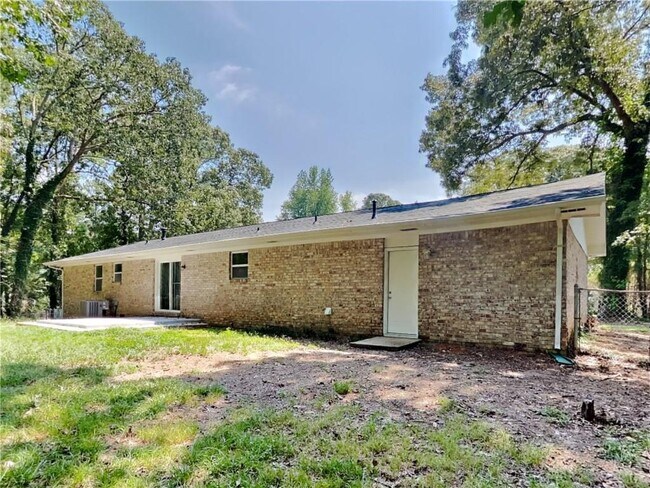 Building Photo - 1957 Westley Dr