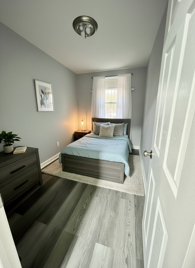 Building Photo - 2515 N Lee St