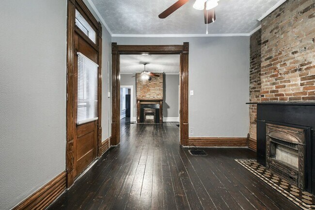 Building Photo - 226-228-228 Wilber Ave