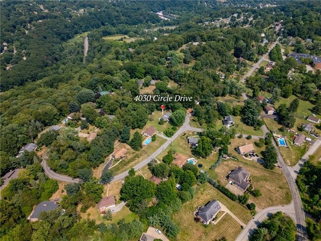 Building Photo - 4030 Circle Dr