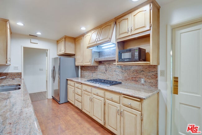 Building Photo - 12219 Octagon St