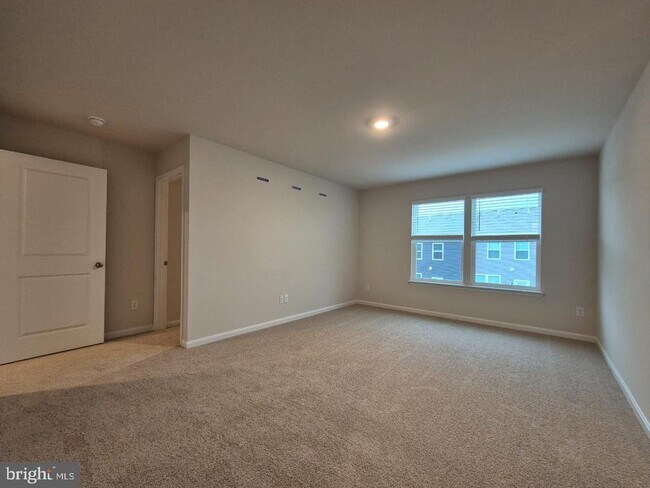 Building Photo - 141 Tigney Dr