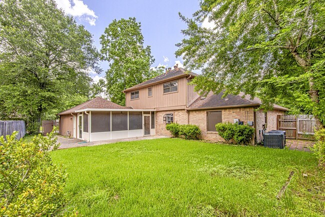 Building Photo - 3323 Lost Hollow Dr