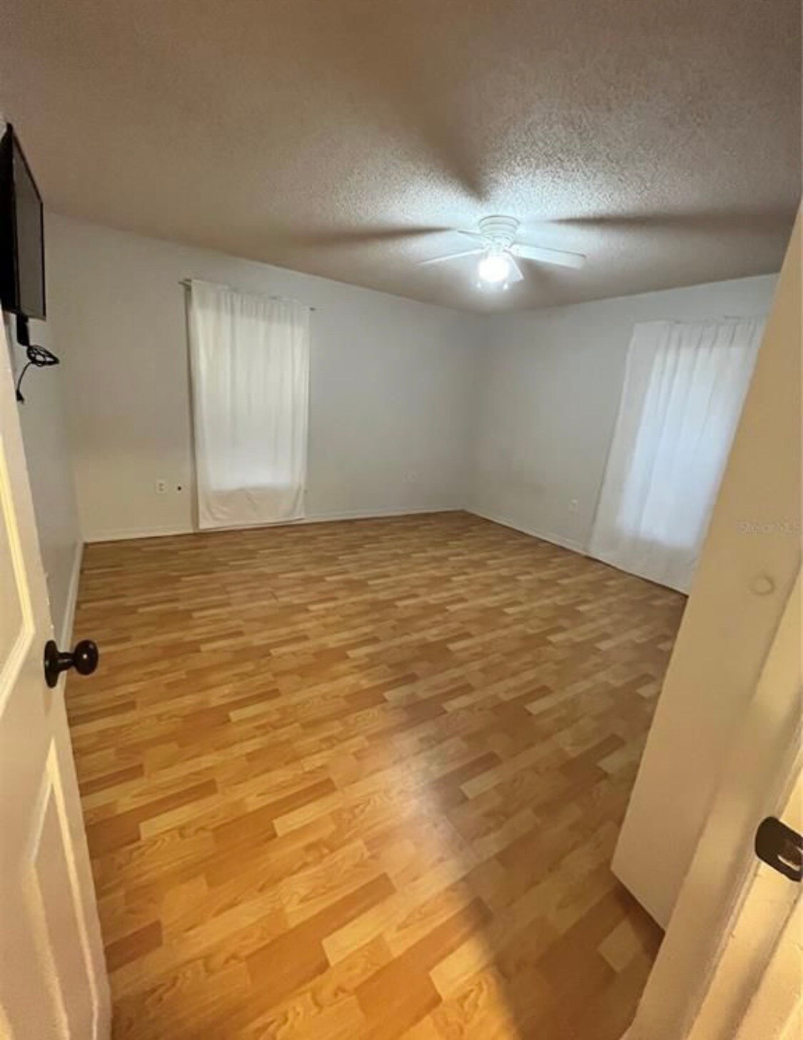 Building Photo - 13432 Suburban Ter