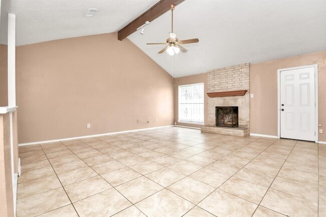 Building Photo - 17035 Quail Bend Dr