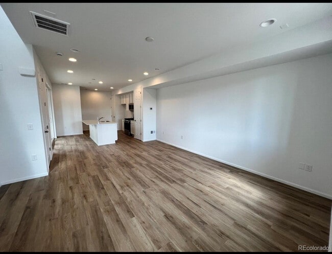 Building Photo - 21191 E 67th Ave
