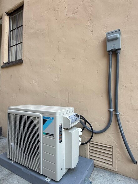 Mini split outdoor condenser - 795 N 2nd St