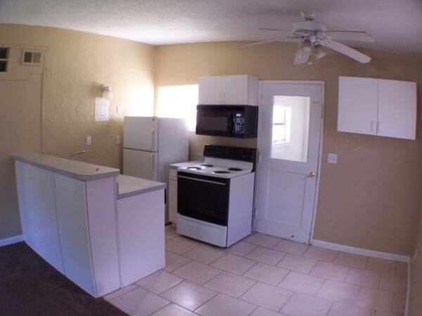 Building Photo - 4110 Eve Dr E