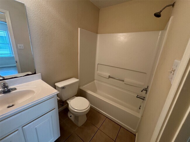 Building Photo - 4818 Comal River Loop