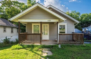 Building Photo - 600 Ridgeview Ave