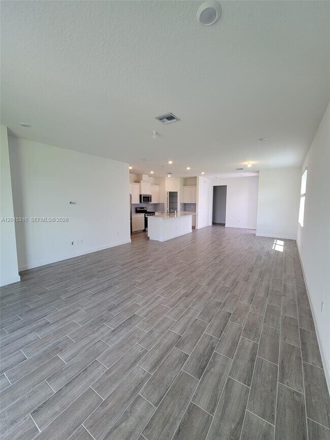 Building Photo - 1689 Whistlegrass Ln