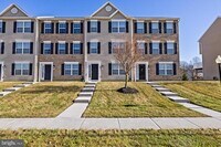 Building Photo - 16 Breezewood Dr