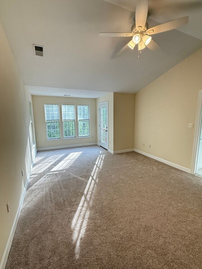 Building Photo - 17301 Pacific Rim Terrace