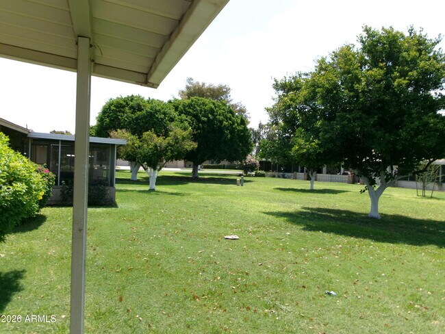 Building Photo - 11029 W CARON Dr