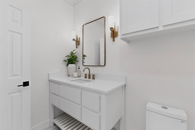 Building Photo - 6440 Fianna Hills Dr