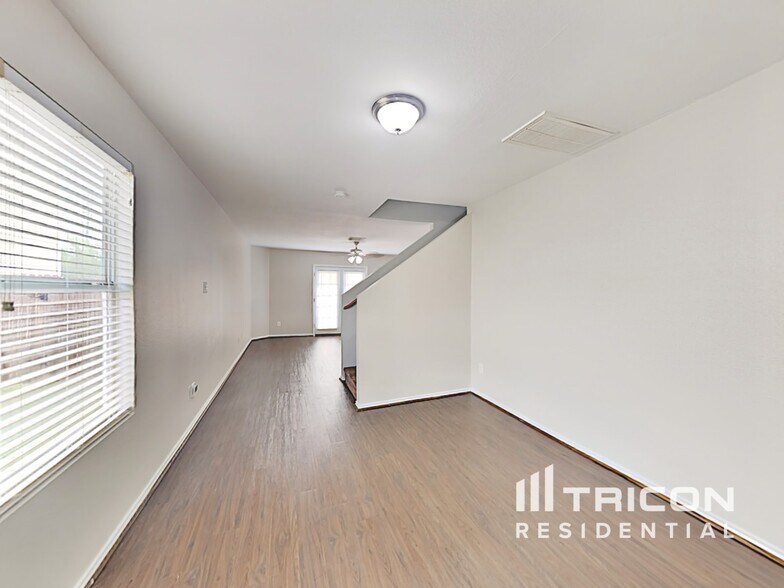 Building Photo - 7734 Galleon Field Ln