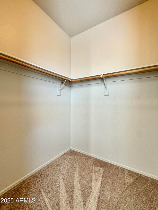 Building Photo - 4521 W Paseo Way