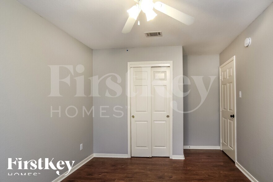 Building Photo - 21538 Forest Colony Dr