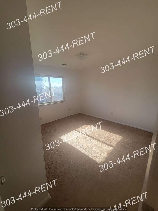 Building Photo - MUST SEE!!! Spacious 2 Bedroom Duplex Located 20 Minutes from Downtown Denver!!!!