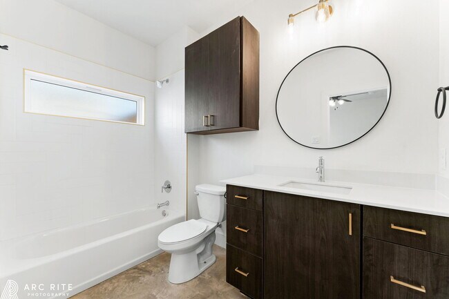 Building Photo - 4521 22nd Pl