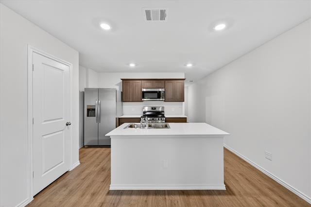 Building Photo - 1113 Northfield Dr