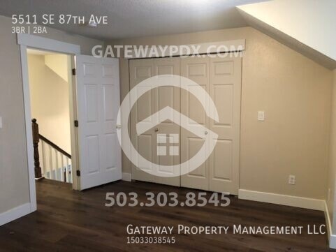 Building Photo - 5511 SE 87th Ave