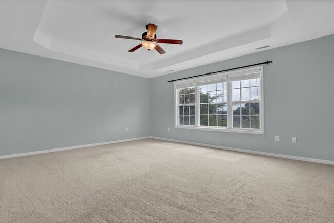 Building Photo - 1010 Meridian Dr