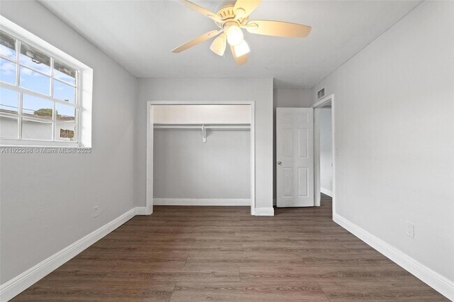 Building Photo - 11441 SW 2nd St