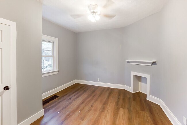 Building Photo - Dayton, OH 4 Bed 1 Bath available to rent!