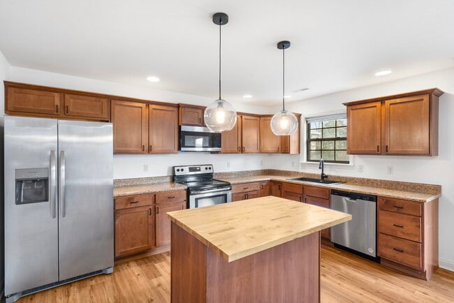 Building Photo - 5004 Whitefish Ct