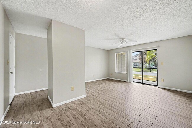 Building Photo - 3590 Sable Palm Ln