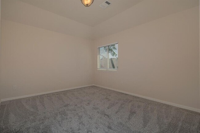Building Photo - 8858 Van Allen Dr