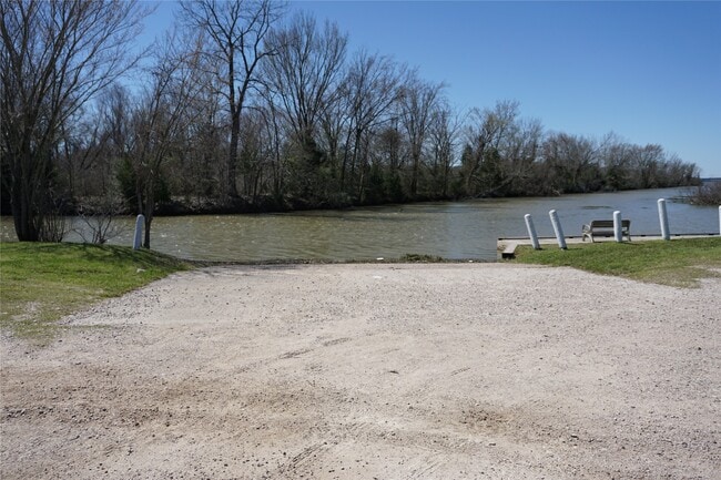 Building Photo - 8786 Scarlet Oak