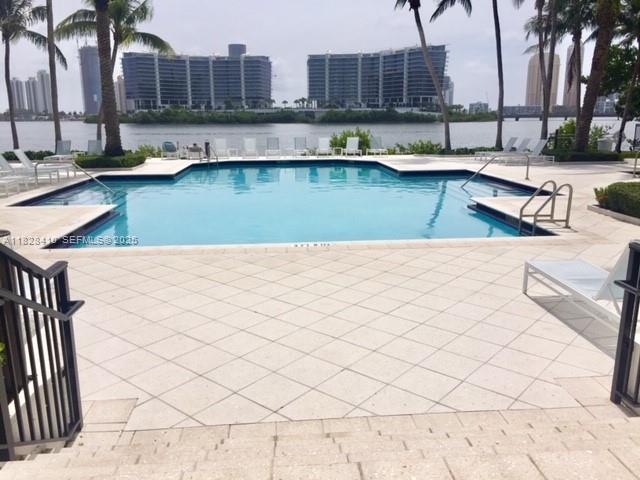 Building Photo - 3115 NE 184th St