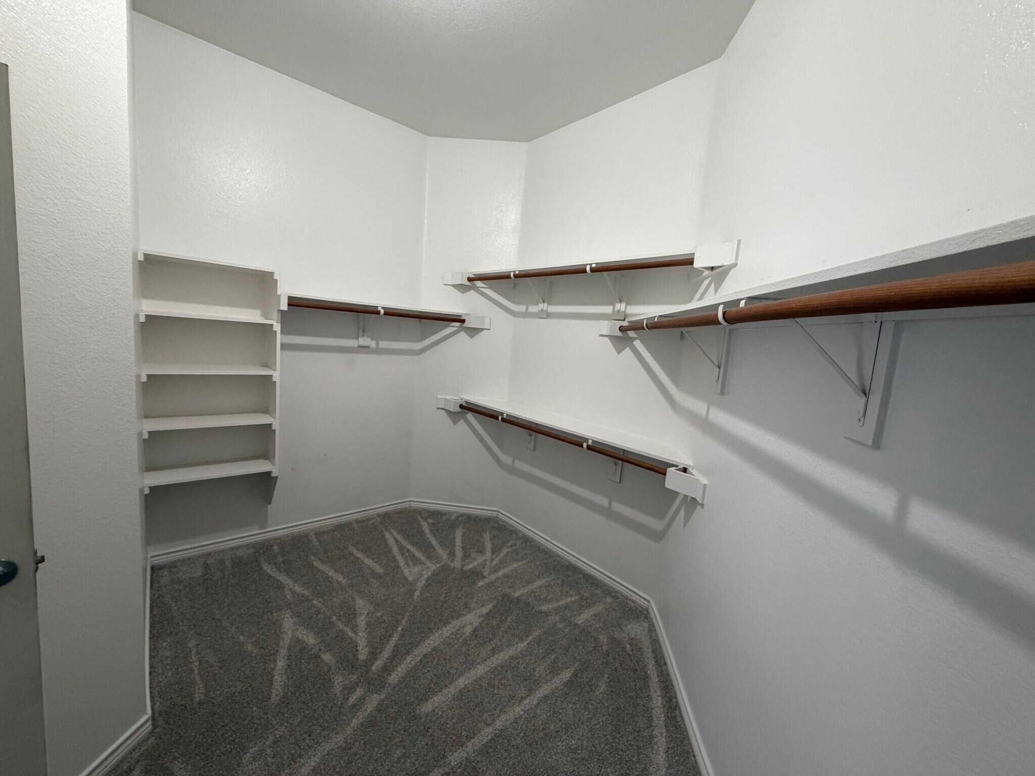 Building Photo - 13994 Fall Harvest Dr