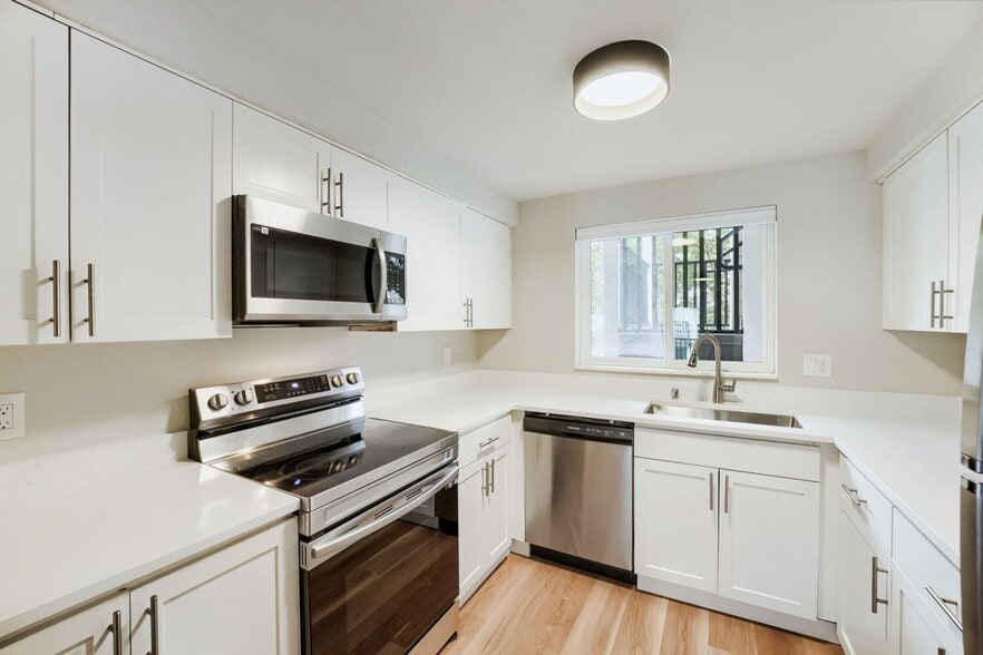 Interior Photo - Martine Apartments