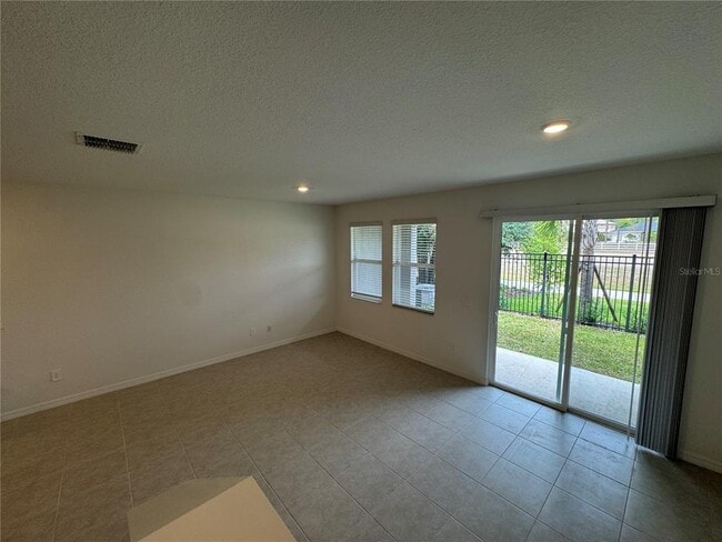 Building Photo - 10822 Ft White Ct