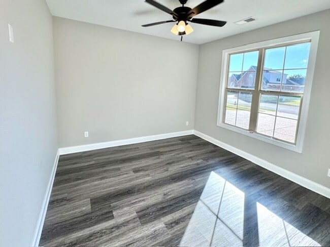 Building Photo - Unique 7 Modern Brand New 5BR home in Stonebriar available for Rental!!