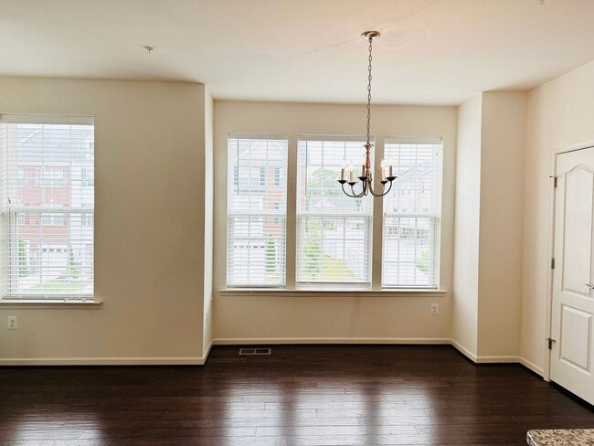 Building Photo - TOWNHOME AVAILABLE IN BALTIMORE CITY