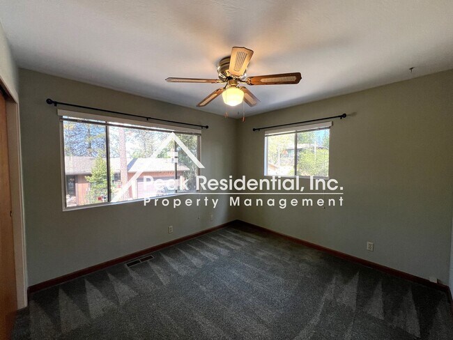 Building Photo - Wonderful 4bd/3ba Home-Must See!