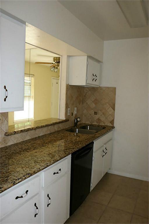 Building Photo - 9021 Gaylord Dr