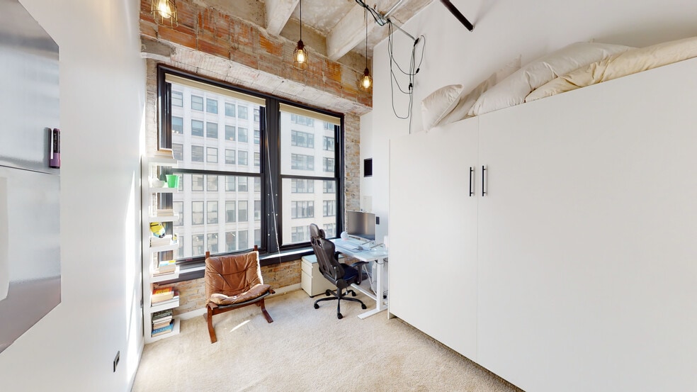 Guest Bedroom/Office - 20 N State St