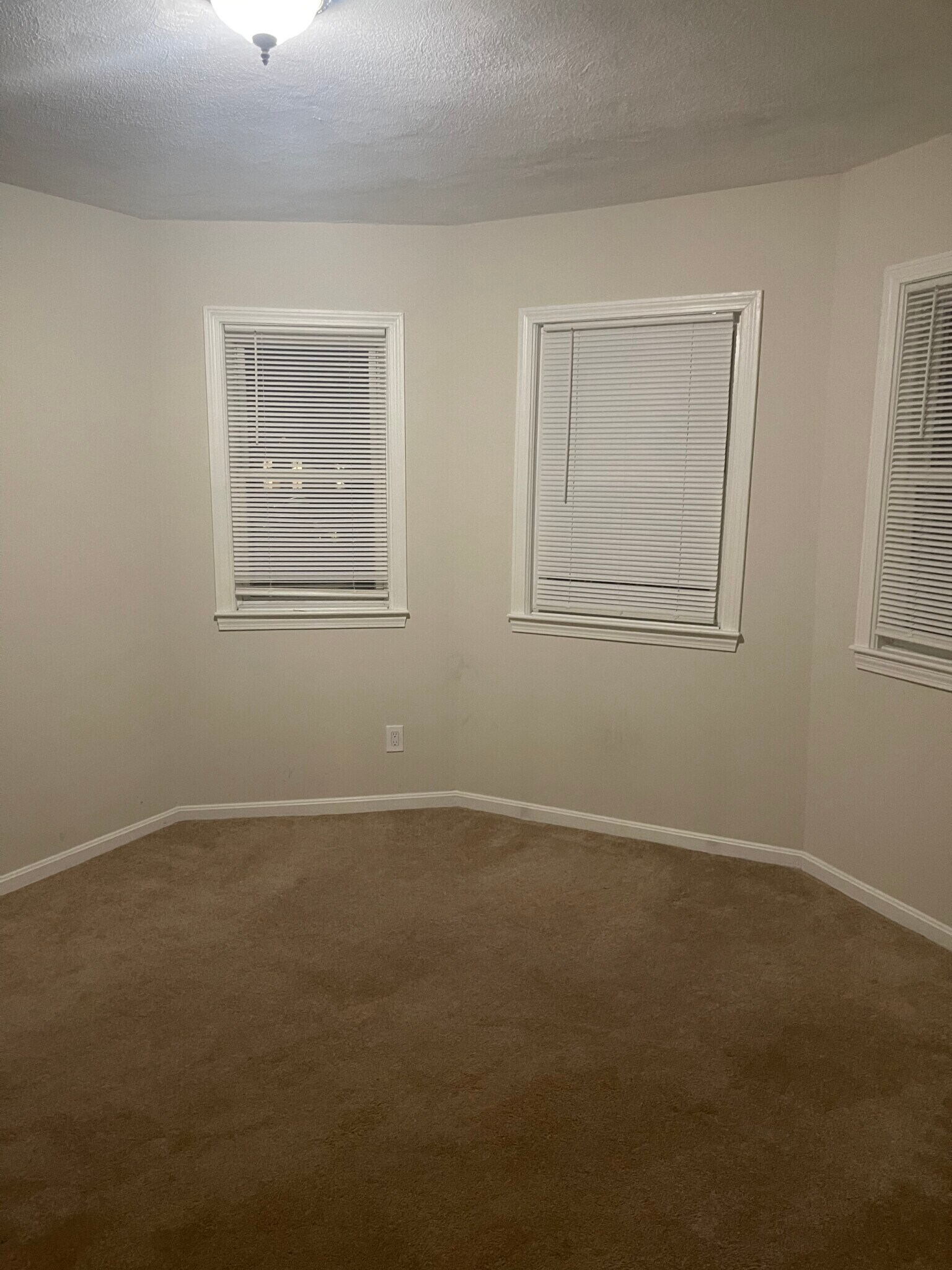 Building Photo - 14 Callender St